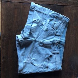 Old Navy Boyfriend Shorts light wash